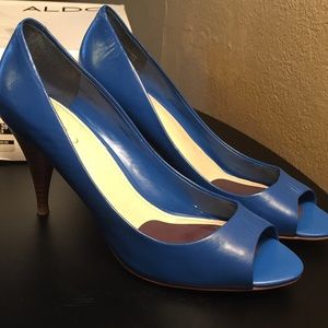 Aldo blue open toe heels